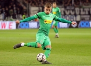 开云APP-关于门兴格拉德巴赫主场战胜多特蒙德，取得胜利的信息