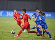 开云平台-亚洲女足锦标赛中，中国队员用精妙战术取胜
