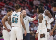 开云体育中国-关于小牛客场不敌灰熊，连败告终的信息