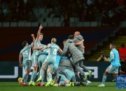 开云体育官网-双方球队在比赛中展现出了顶尖的竞技水平！