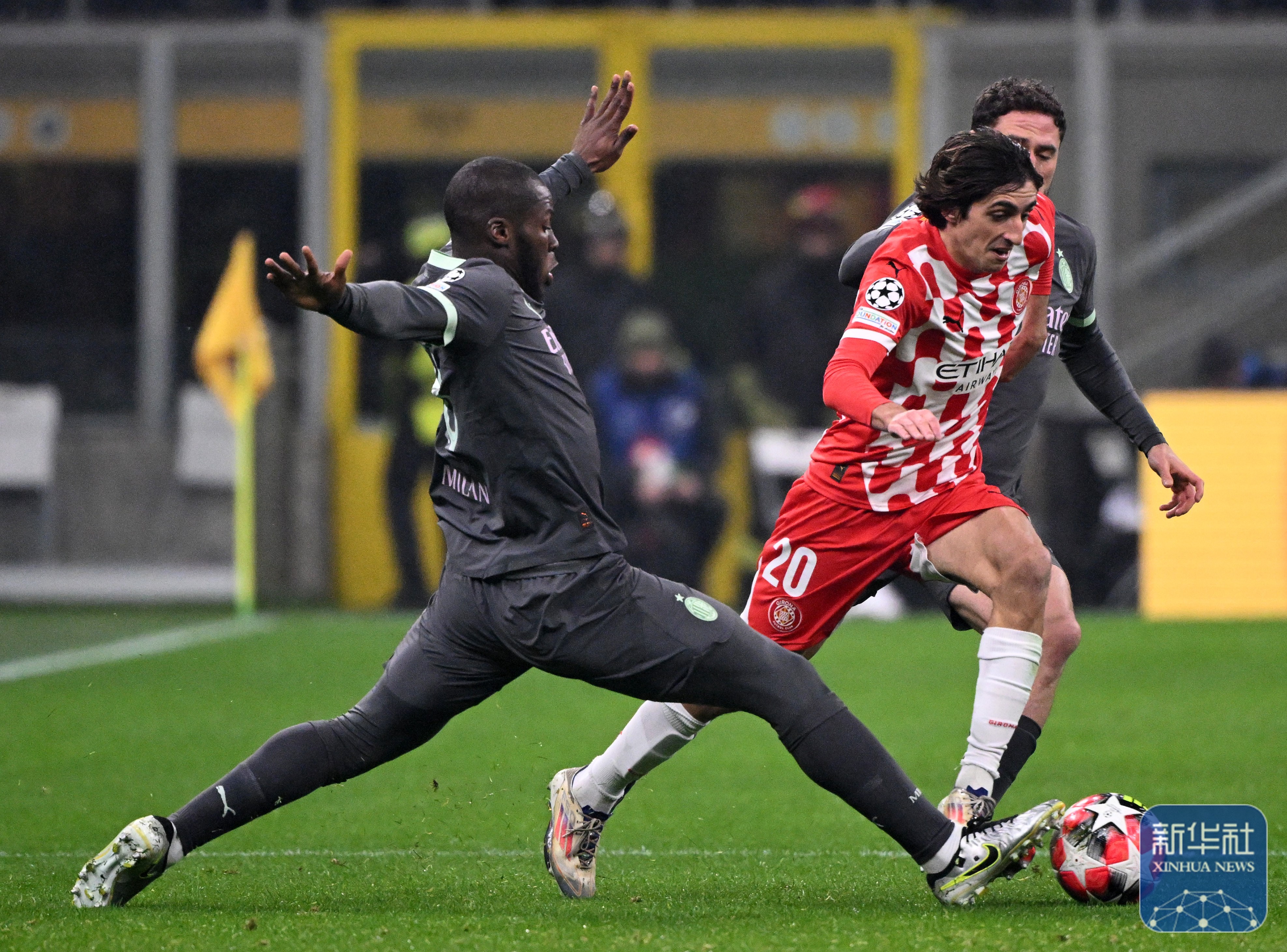 包含罗马惨遭淘汰,欧冠赛场冒险终结之辛的词条 包含罗马惨遭淘汰,欧冠赛场冒险终结之辛的词条