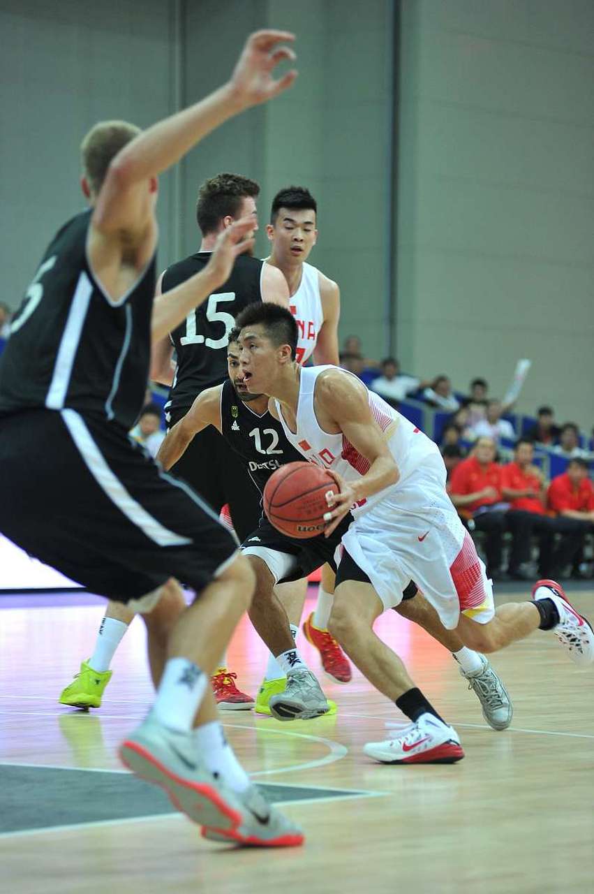 篮球联赛总决赛即将打响，球迷热情高涨的简单介绍