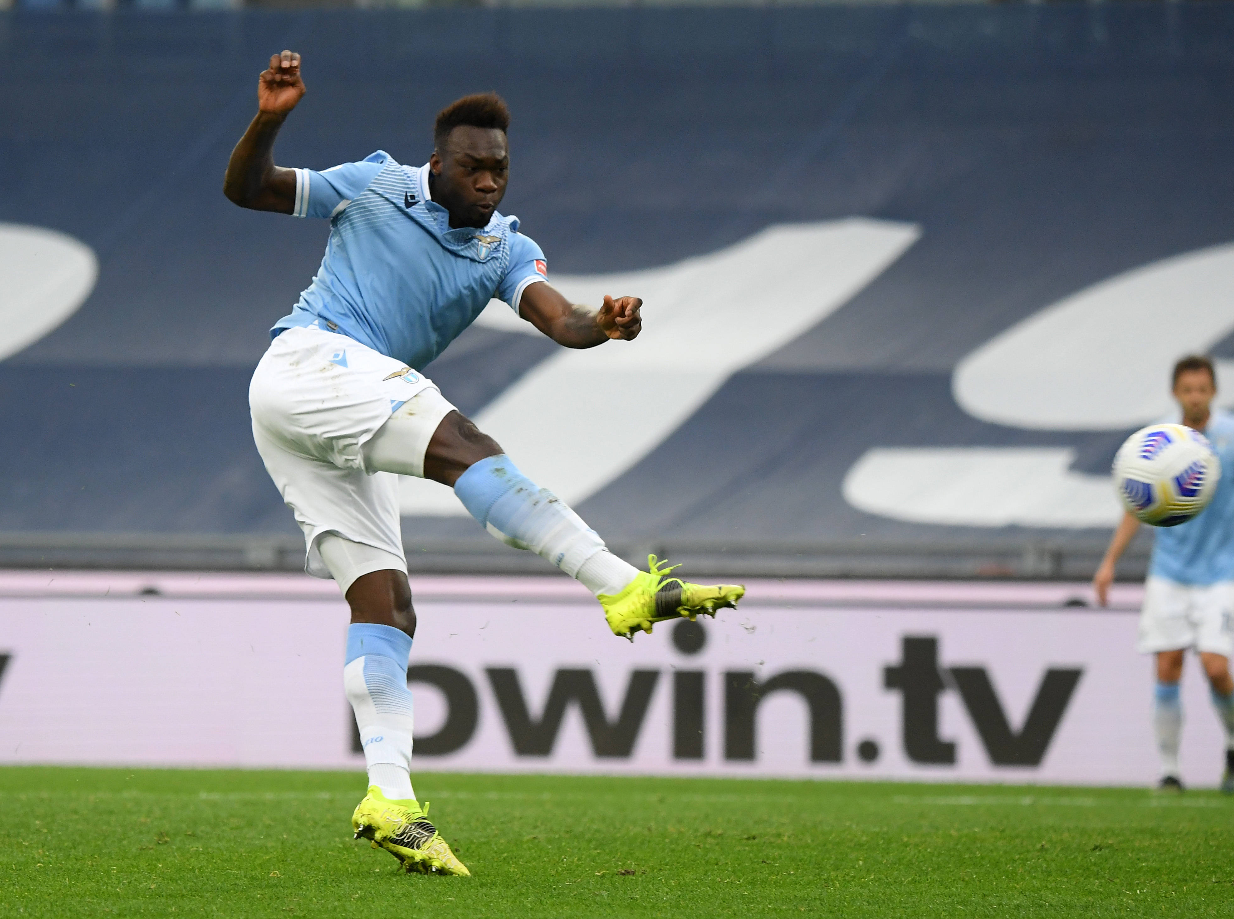 克罗托内坚强抵抗主场，欲取得惊艳胜利的简单介绍