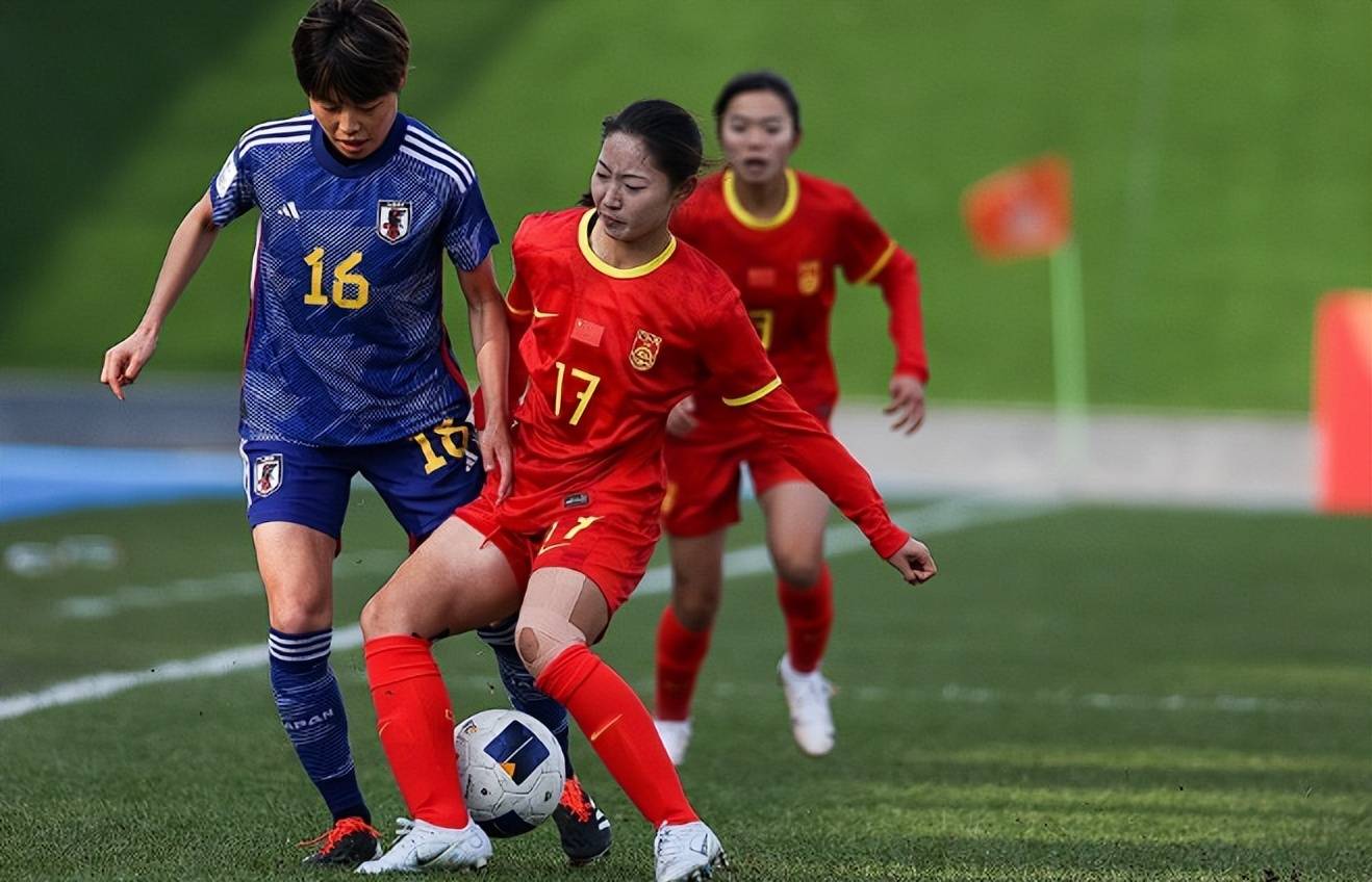 中国女足队员们训练备战,决心夺得胜利的简单介绍 中国女足队员们训练备战,决心夺得胜利的简单介绍