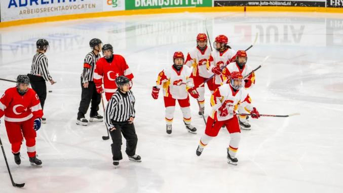 包含桂林虎迈:桂魂飞扬队实力不俗,斩获连胜的词条 包含桂林虎迈:桂魂飞扬队实力不俗,斩获连胜的词条