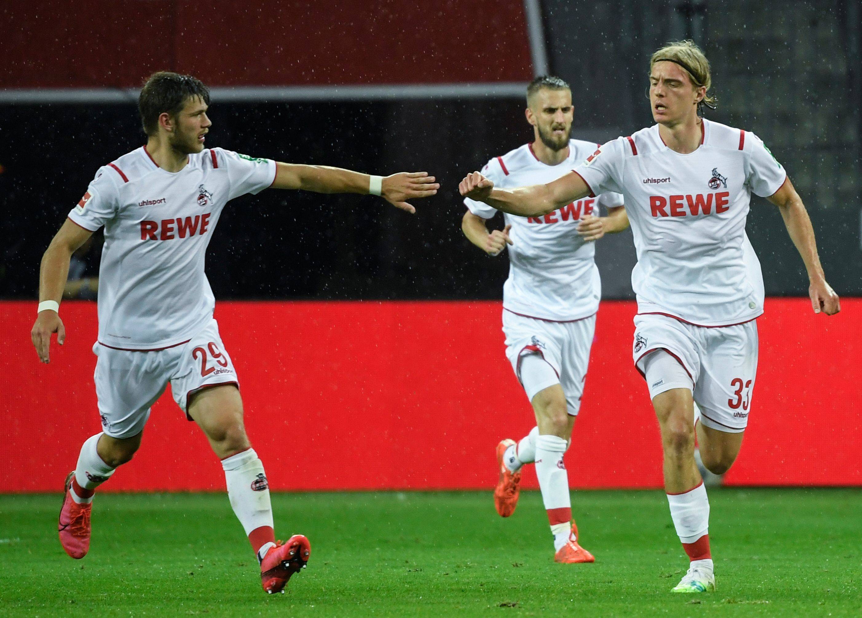 多特蒙德惊险逆转，豪取德甲季军