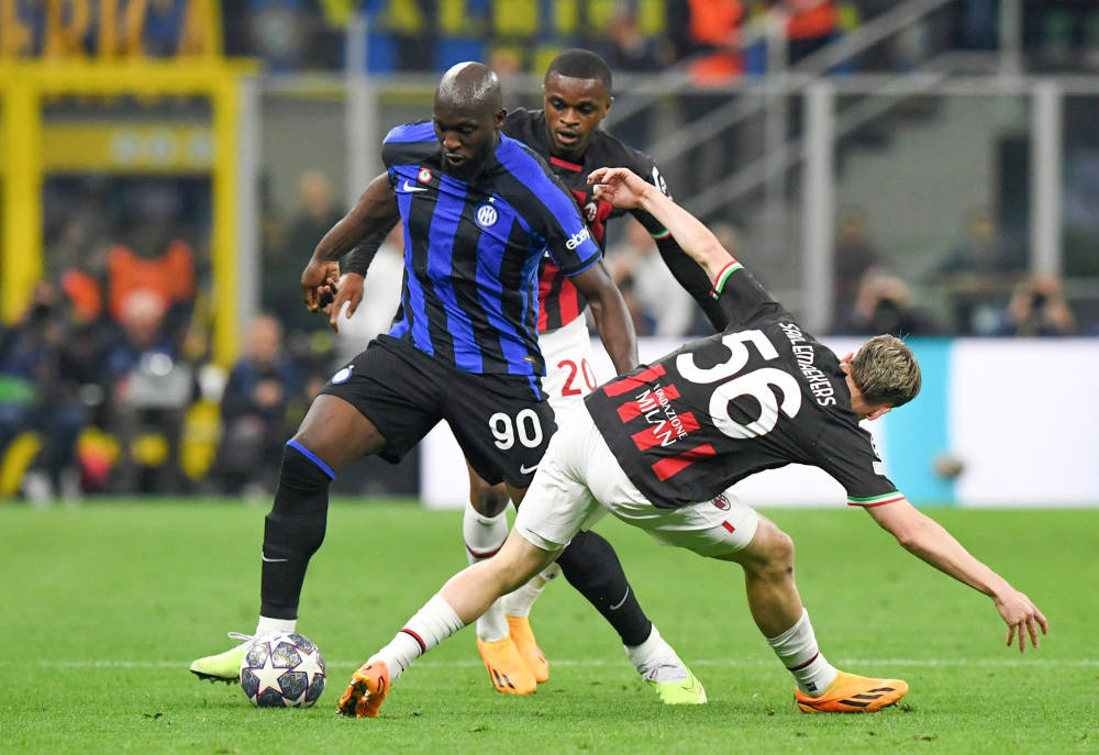 国际米兰后防线缺陷暴露,急需引援弥补 国际米兰后防线缺陷暴露,急需引援弥补