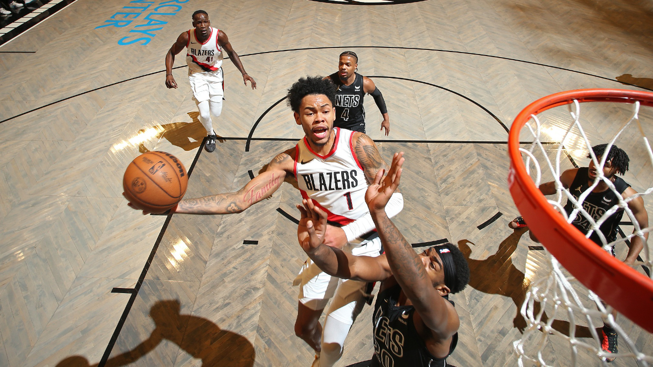 篮网全队参与加时胜利,团队意识彰显 篮网全队参与加时胜利,团队意识彰显