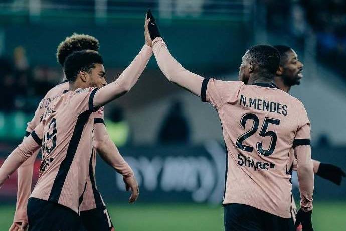 尼斯客场负于巴黎圣日耳曼遭遇两连败 尼斯客场负于巴黎圣日耳曼遭遇两连败