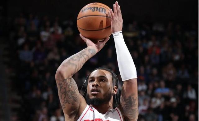 爵士后卫突破瓶颈,成为球队得分引擎的简单介绍 爵士后卫突破瓶颈,成为球队得分引擎的简单介绍