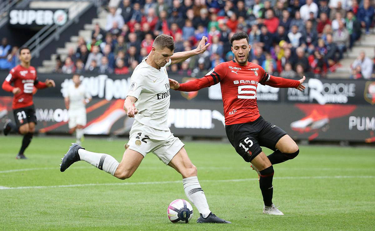 包含雷恩球员表现出色,主场一波三连胜的词条 包含雷恩球员表现出色,主场一波三连胜的词条