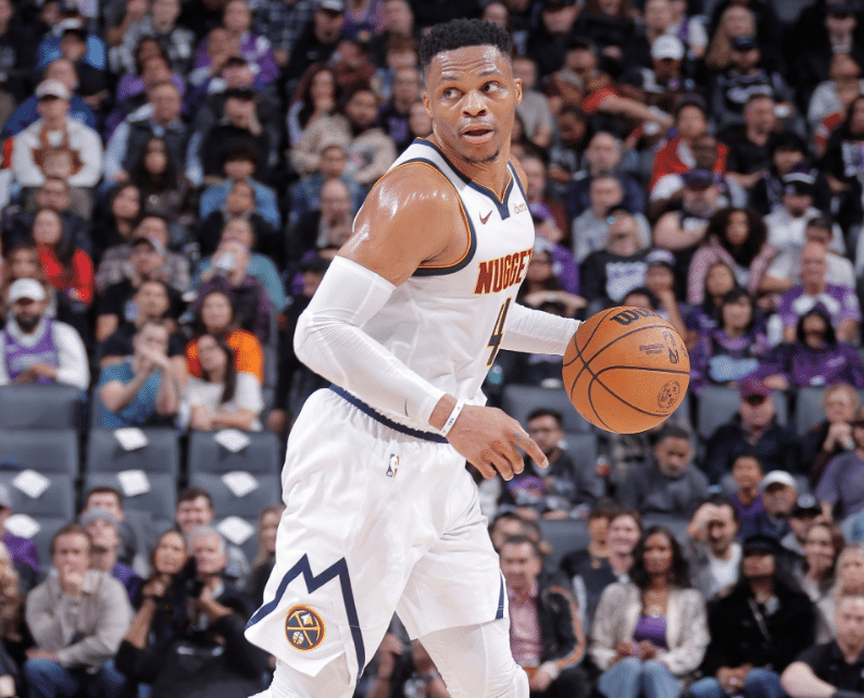 掘金队失利导致季后赛席位动摇