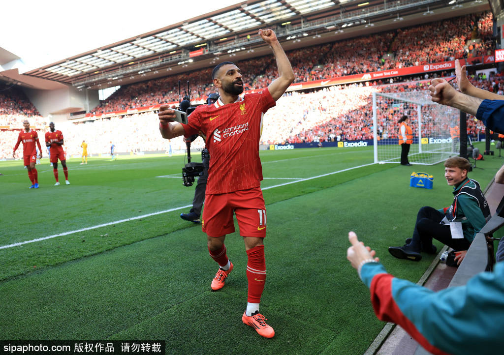包含利物浦客场告捷,萨拉赫造球成为英超射手王的词条 包含利物浦客场告捷,萨拉赫造球成为英超射手王的词条
