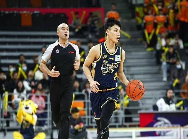 广东队连胜,反击山东男篮 广东队连胜,反击山东男篮