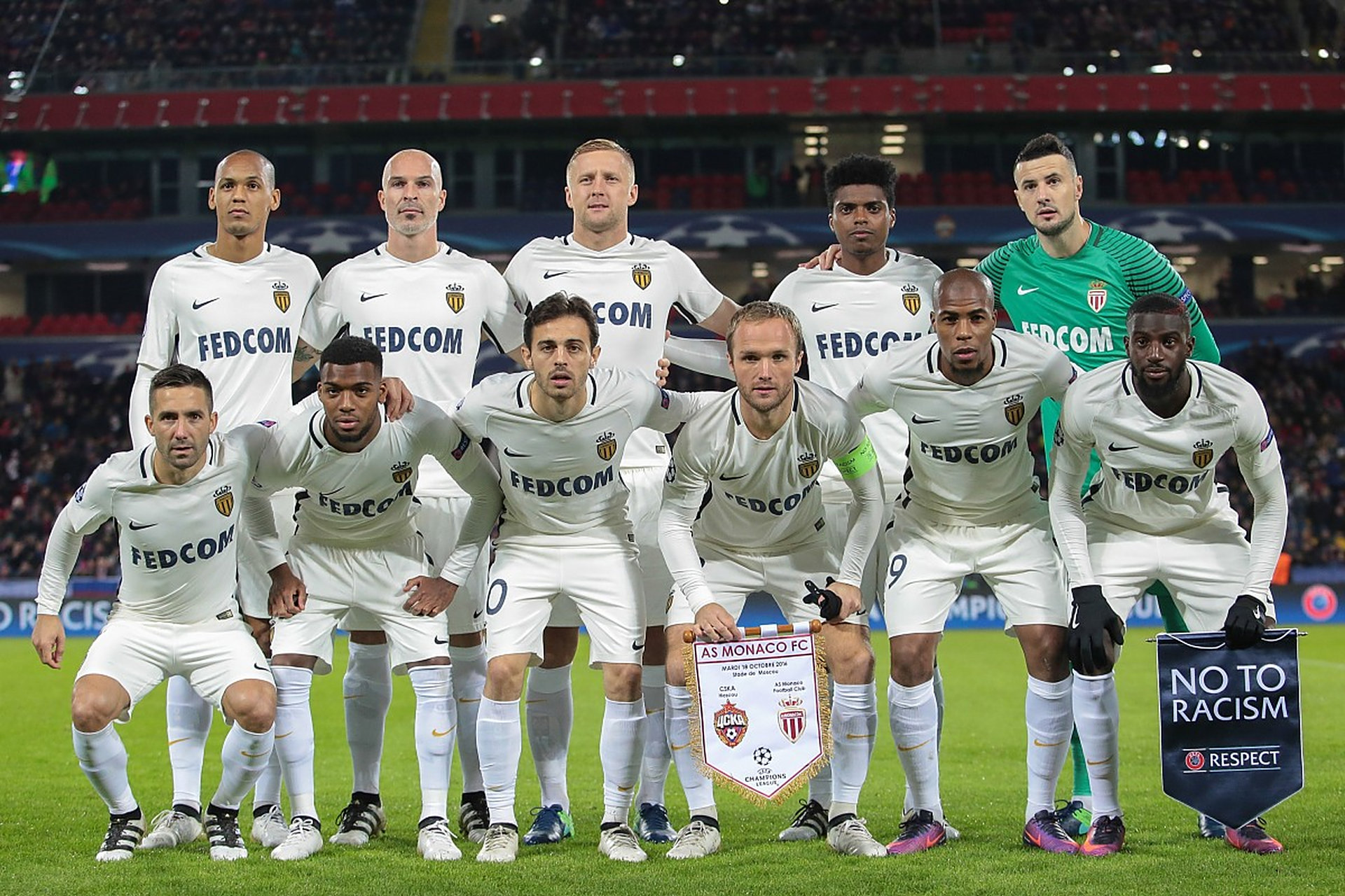 热刺继续保持不败,紧咬领头羊位置 热刺继续保持不败,紧咬领头羊位置