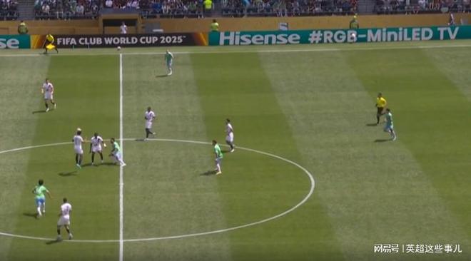 巴黎全力赢球，艰难战胜强劲对手