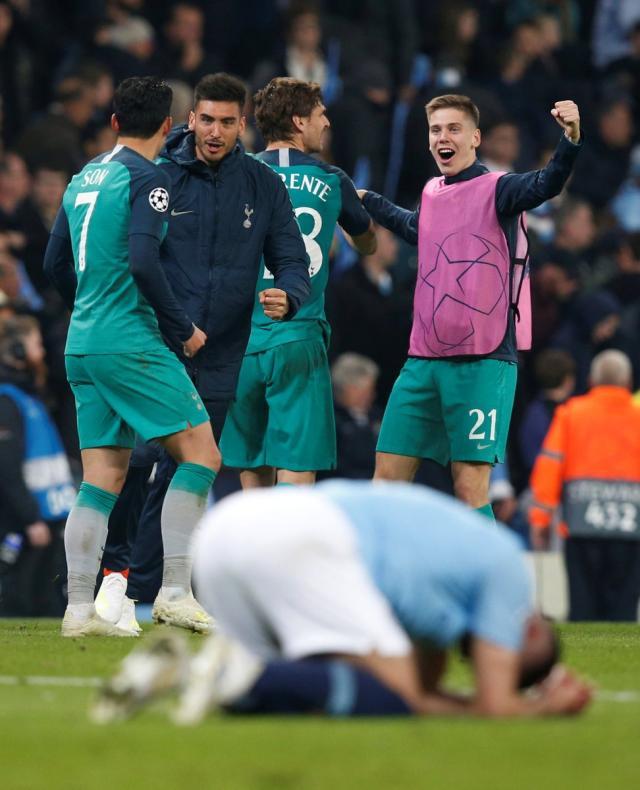 面对热刺，热刺上演戏剧性一战的简单介绍