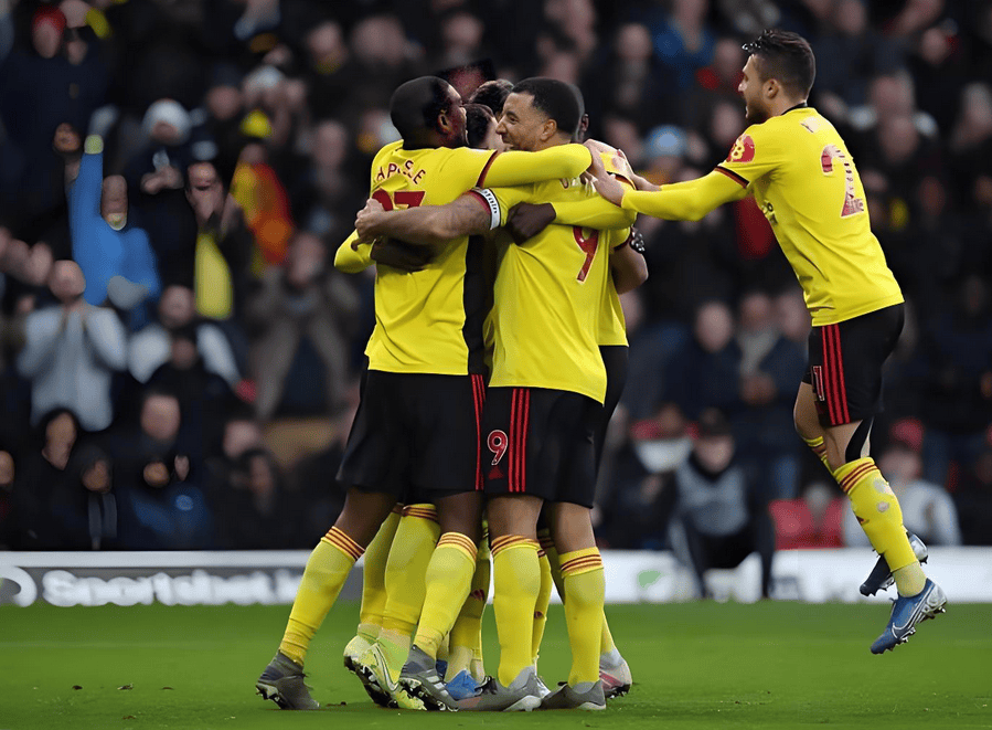 包含曼城主场大胜沃特福德,突破榜首位置的词条 包含曼城主场大胜沃特福德,突破榜首位置的词条