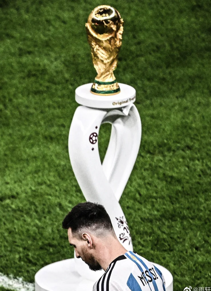 精彩绝伦的足球赛事令人目不转睛的简单介绍 精彩绝伦的足球赛事令人目不转睛的简单介绍