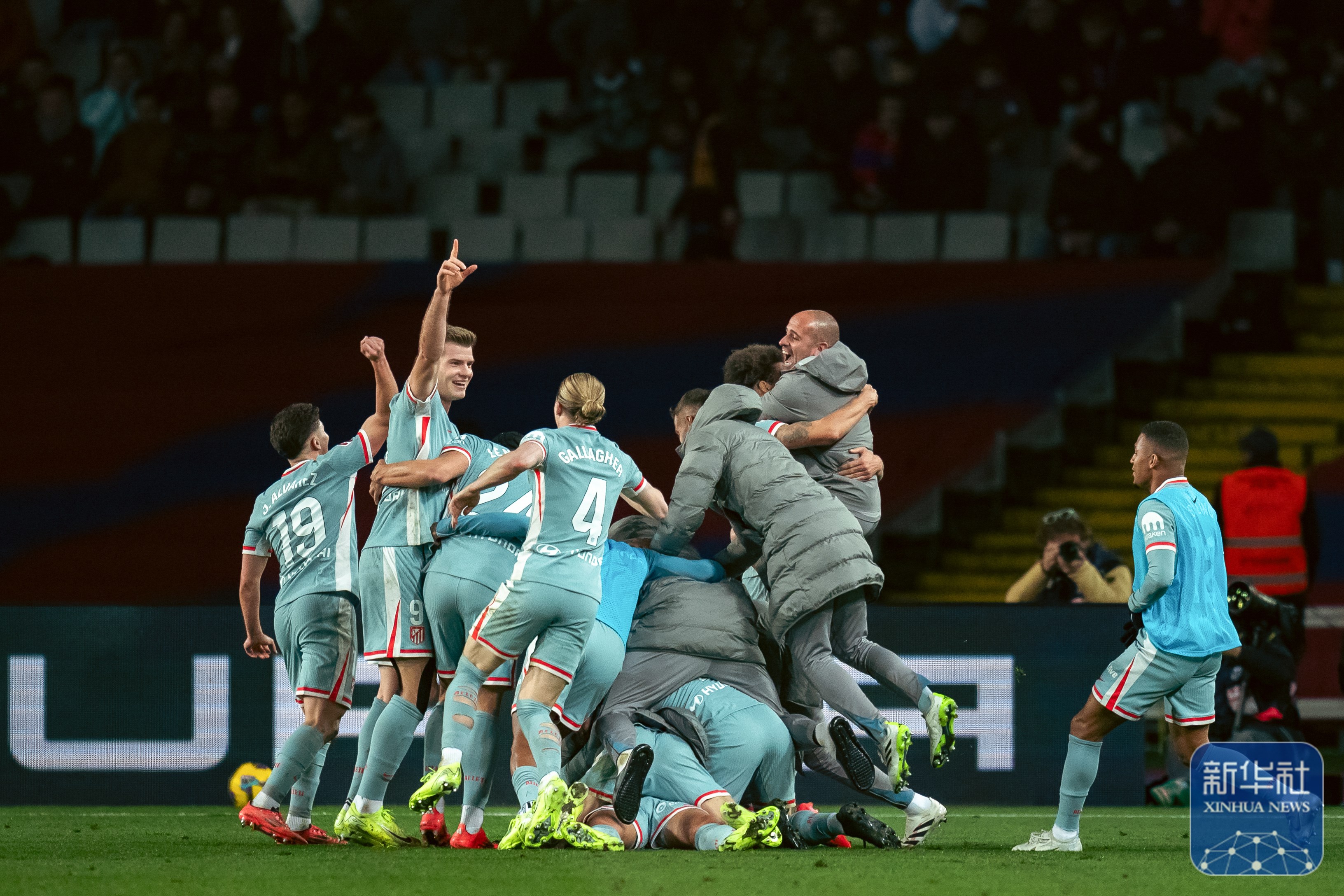 双方球队在比赛中展现出了顶尖的竞技水平！