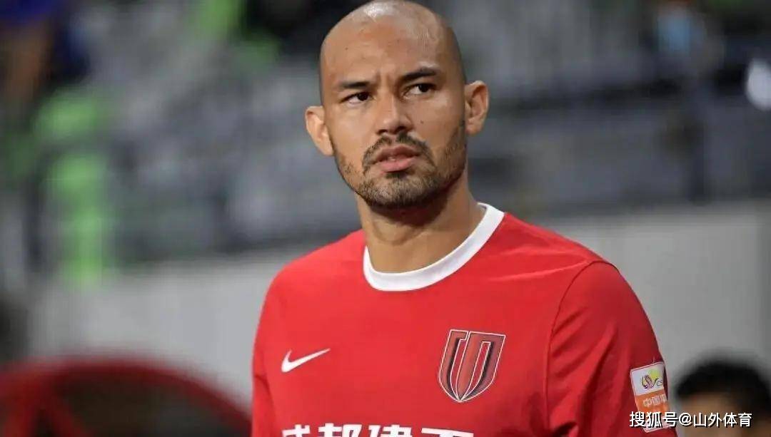 乌迪内斯新晋明星崭露头角,成为球队新希望 乌迪内斯新晋明星崭露头角,成为球队新希望