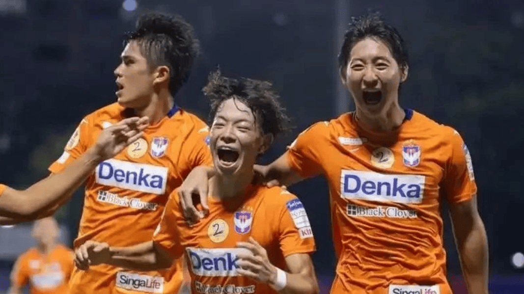 一触即发!火力全开的顶级球队对决的简单介绍 一触即发!火力全开的顶级球队对决的简单介绍