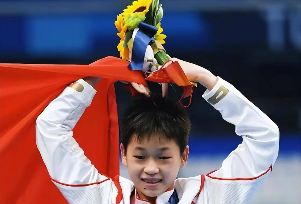 跳水项目中实力选手蝉联夺得冠军 跳水项目中实力选手蝉联夺得冠军