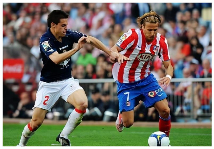 包含摩纳哥回勇，法甲赛场异军突起的词条