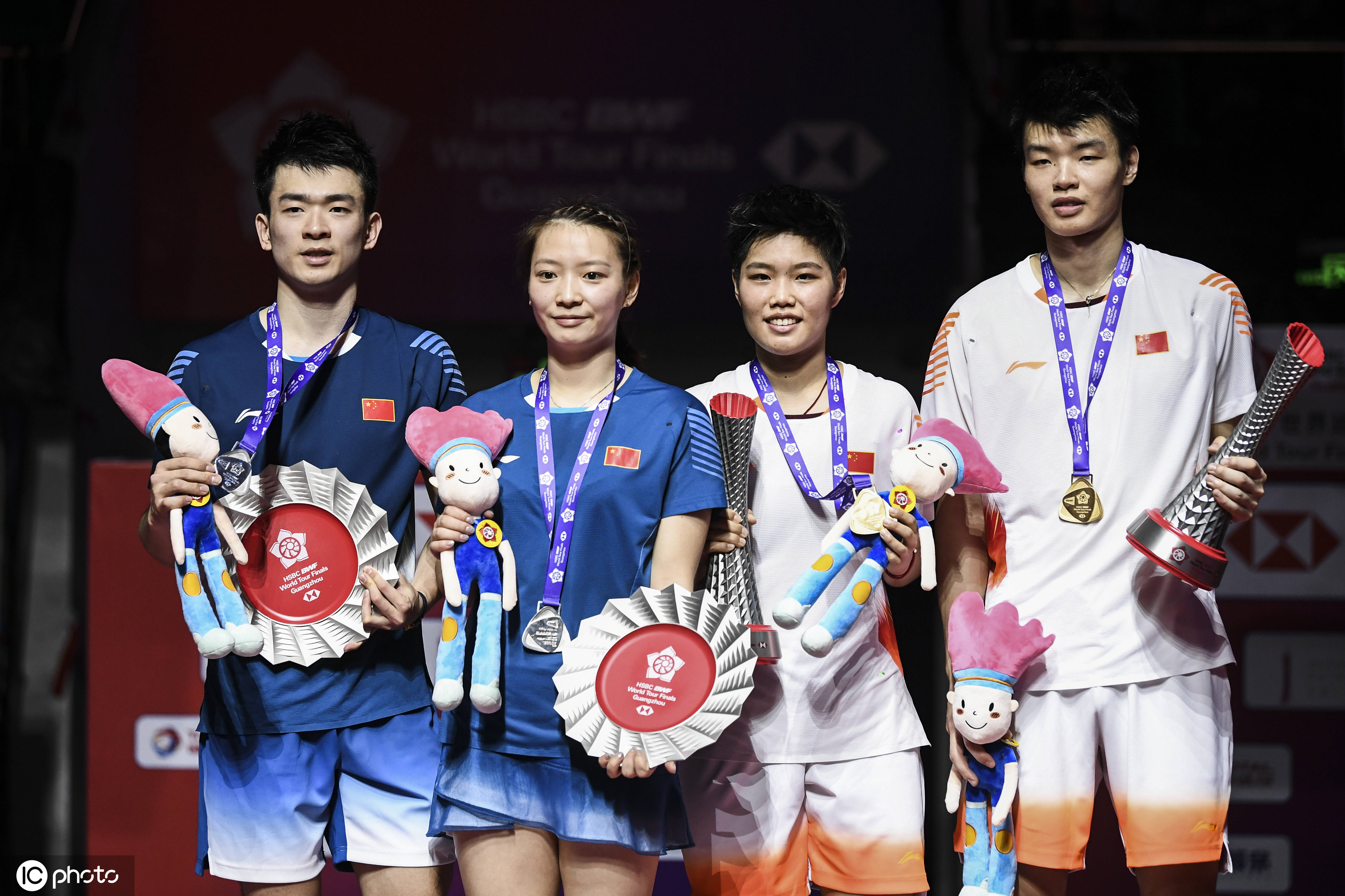 日本队完胜印度队，黄鸭组合扛起全队